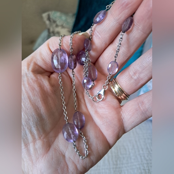 Sterling Silver Hallmarked Amethyst Cable Chain Station Necklace - Picture 6 of 7
